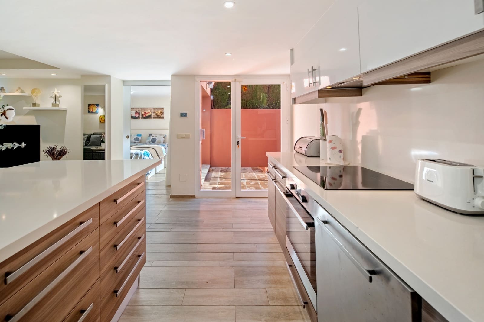 5 slaapkamer Huis te koop in Marbella met zwembad garage - € 1.995.000 (Ref: 10179894)