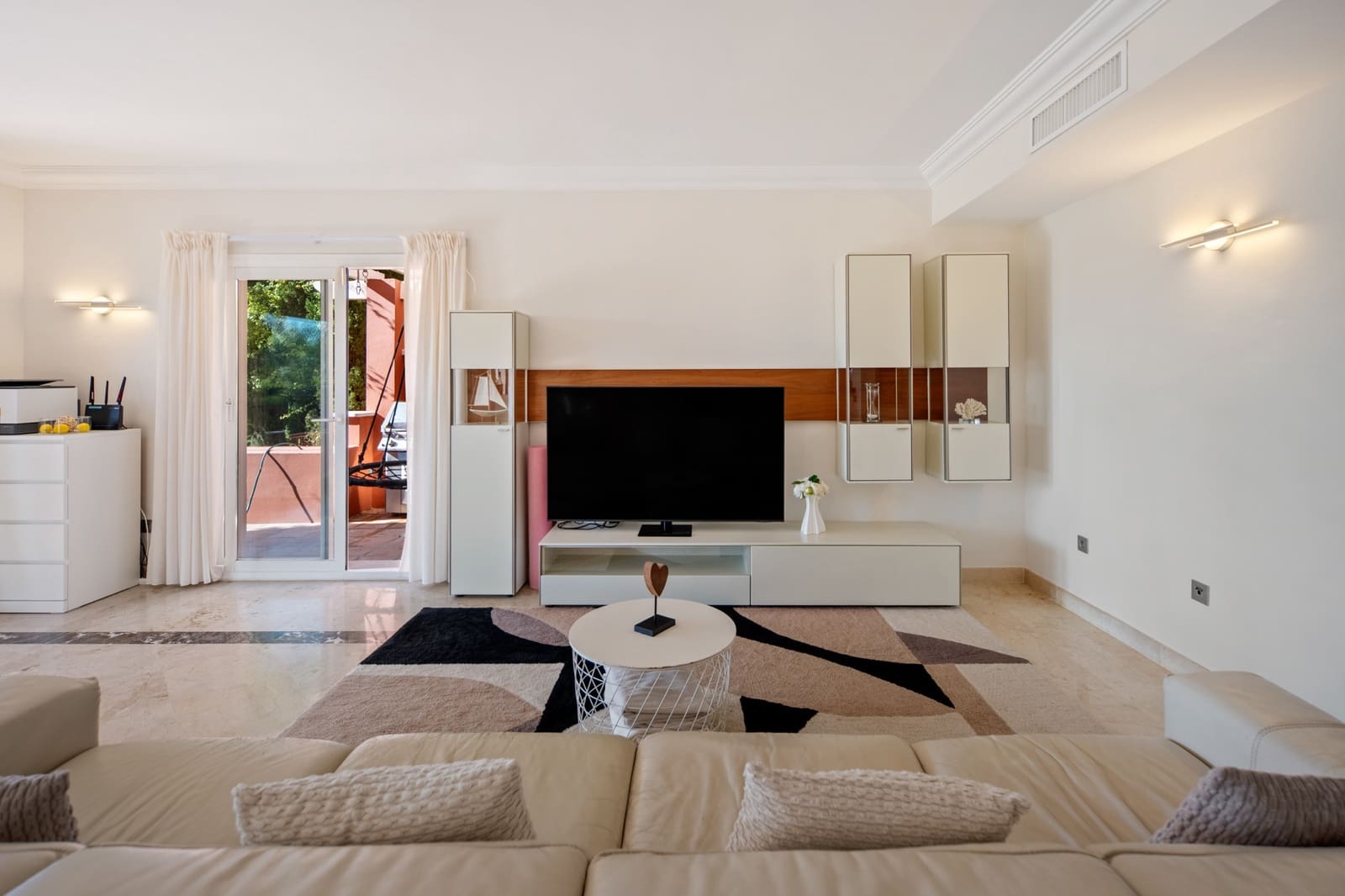 5 slaapkamer Huis te koop in Marbella met zwembad garage - € 1.995.000 (Ref: 10179894)