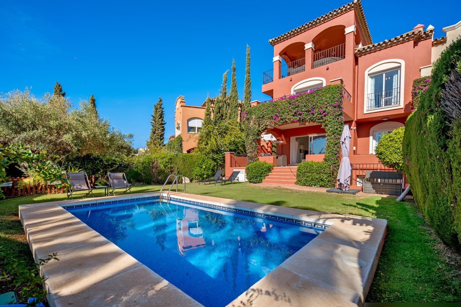 5 slaapkamer Huis te koop in Marbella met zwembad garage - € 1.995.000 (Ref: 10179894)