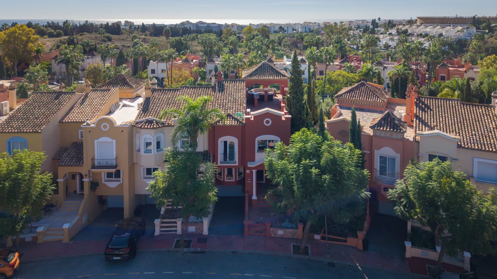 5 slaapkamer Huis te koop in Marbella met zwembad garage - € 1.995.000 (Ref: 10179894)