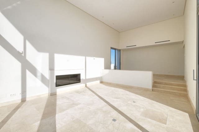 4 bedroom Villa for sale in Benahavís with pool garage - € 2,400,000 (Ref: 6904806)