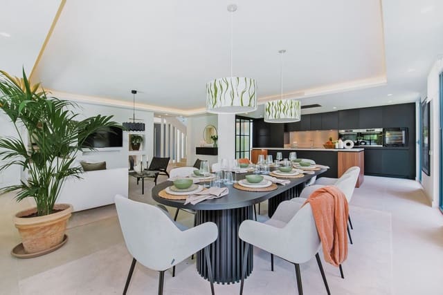 4 sypialnia Willa na sprzedaż w Marbella z basenem garażem - 2 690 000 € (Ref: 6904831)