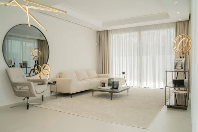 4 soverom Villa til salgs i Golden Mile, Marbella med svømmebasseng garasje - € 3 245 000 (Ref: 6904857)