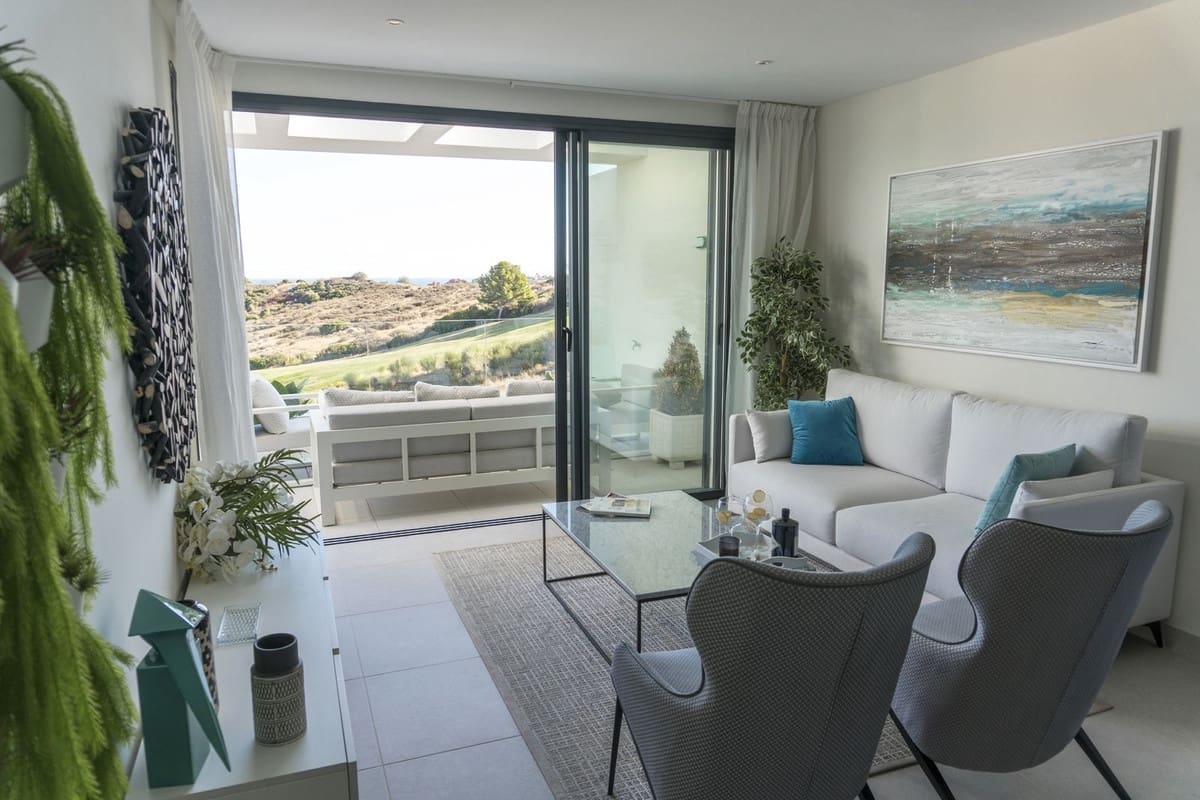 3 soveværelse Penthouse til salg i Estepona med swimmingpool garage - € 413.000 (Ref: 6904859)