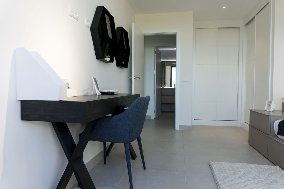 3 soveværelse Penthouse til salg i Estepona med swimmingpool garage - € 413.000 (Ref: 6904859)