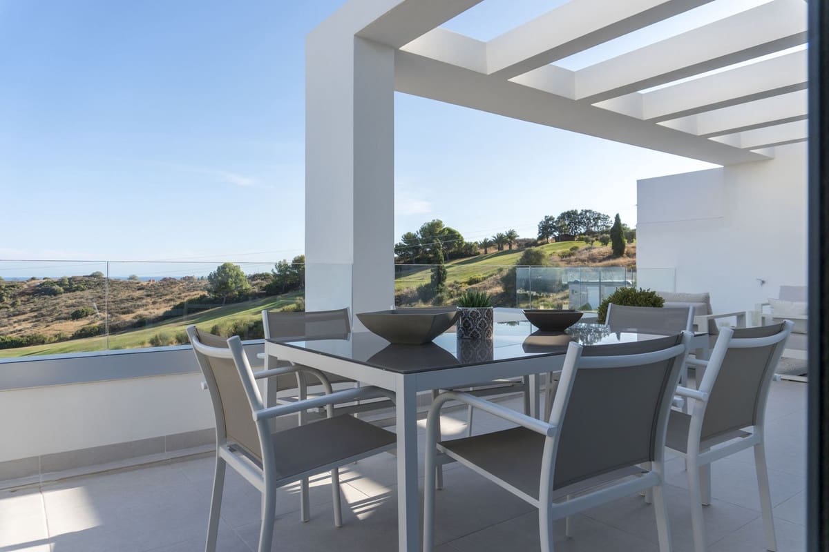 3 soveværelse Penthouse til salg i Estepona med swimmingpool garage - € 413.000 (Ref: 6904859)