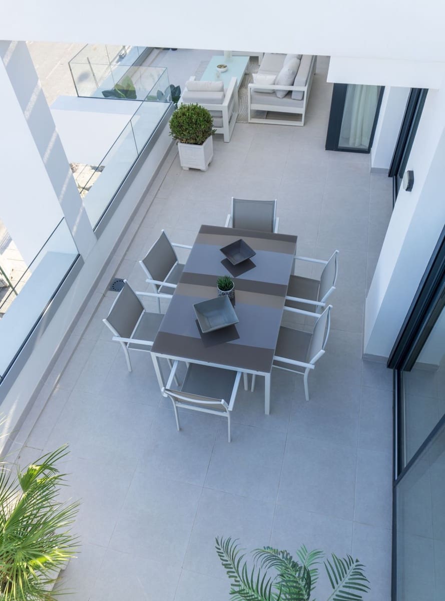 3 soveværelse Penthouse til salg i Estepona med swimmingpool garage - € 413.000 (Ref: 6904859)