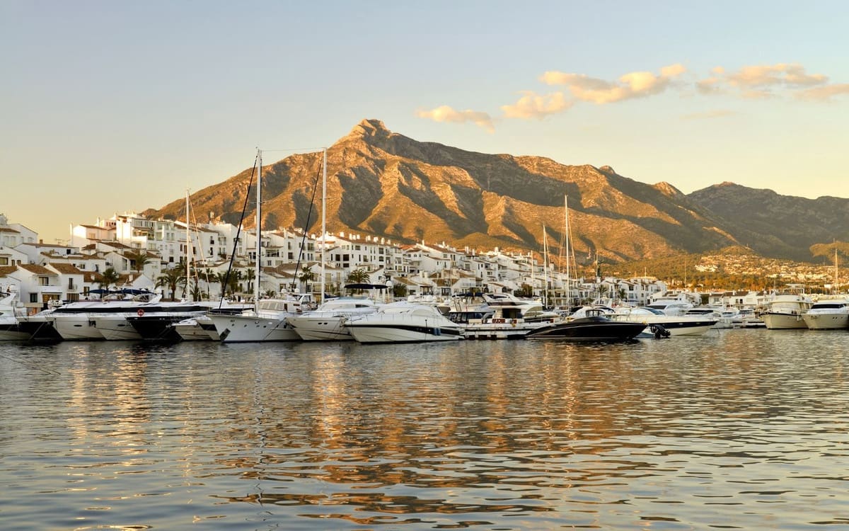 3 soveværelse Penthouse til salg i Estepona med swimmingpool garage - € 413.000 (Ref: 6904859)