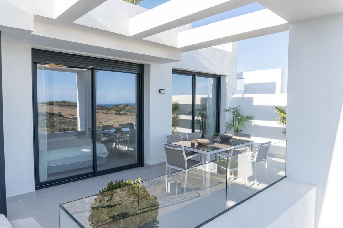 Ático de 3 habitaciones en Estepona en venta con piscina garaje - 413.000 € (Ref: 6904859)