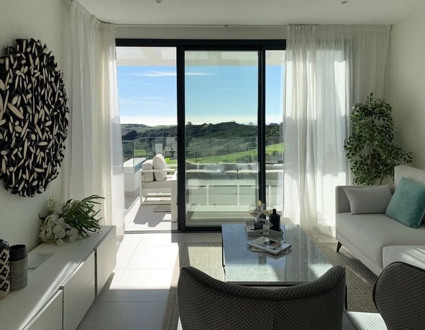 3 quarto Penthouse para venda em Estepona com piscina garagem - 413 000 € (Ref: 6904859)