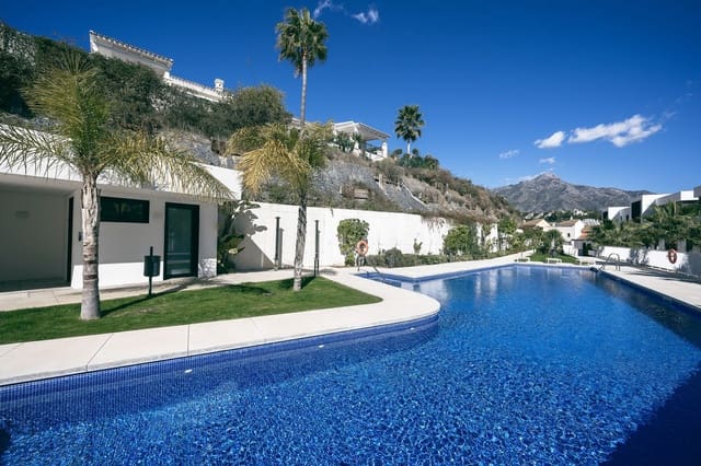 3 quarto Apartamento para venda em Marbella com piscina garagem - 879 000 € (Ref: 6904864)