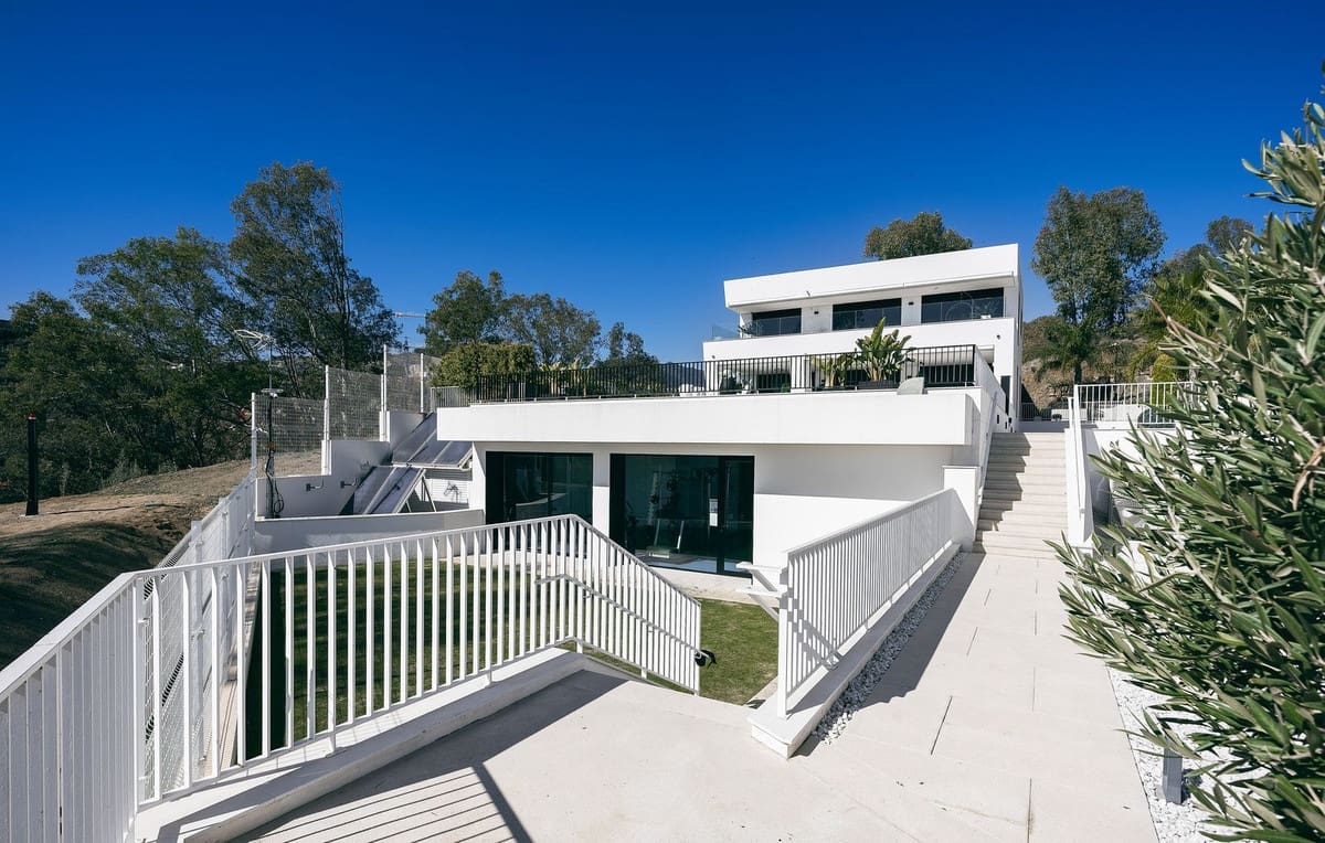 3 soveværelse Lejlighed til salg i Marbella med swimmingpool garage - € 879.000 (Ref: 6904864)