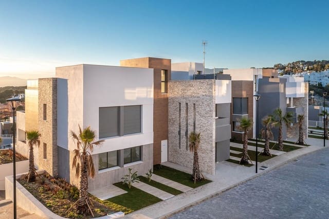 3 soveværelse Lejlighed til salg i Marbella med swimmingpool garage - € 790.000 (Ref: 6942160)