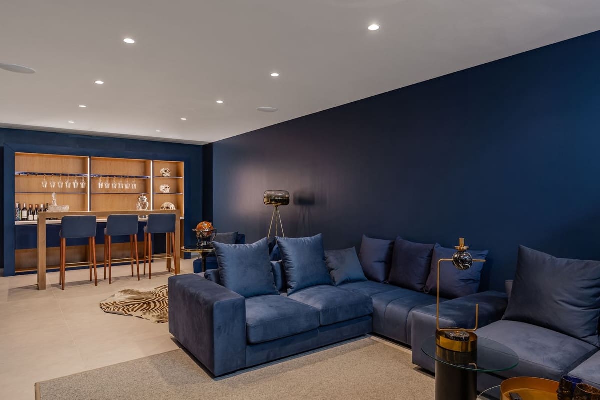 6 sypialnia Willa na sprzedaż w Nueva Andalucia z basenem garażem - 3 895 000 € (Ref: 6942183)