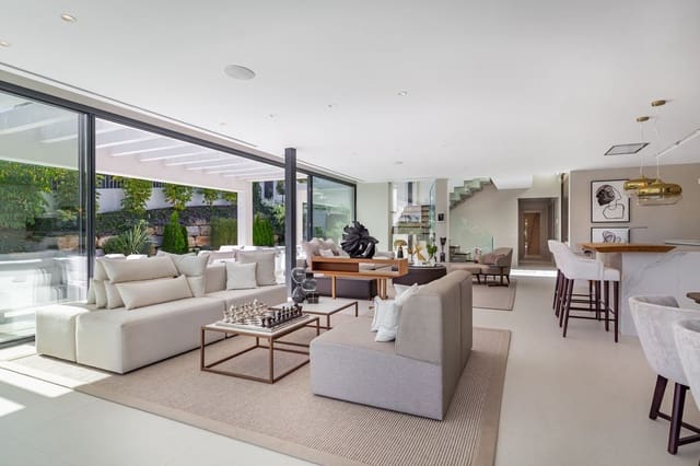 6 sypialnia Willa na sprzedaż w Nueva Andalucia, Marbella z basenem garażem - 3 895 000 € (Ref: 6942183)