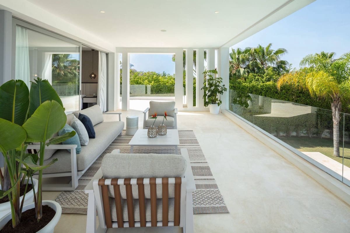 5 quarto Moradia para venda em Marbella com piscina garagem - 3 595 000 € (Ref: 6942203)