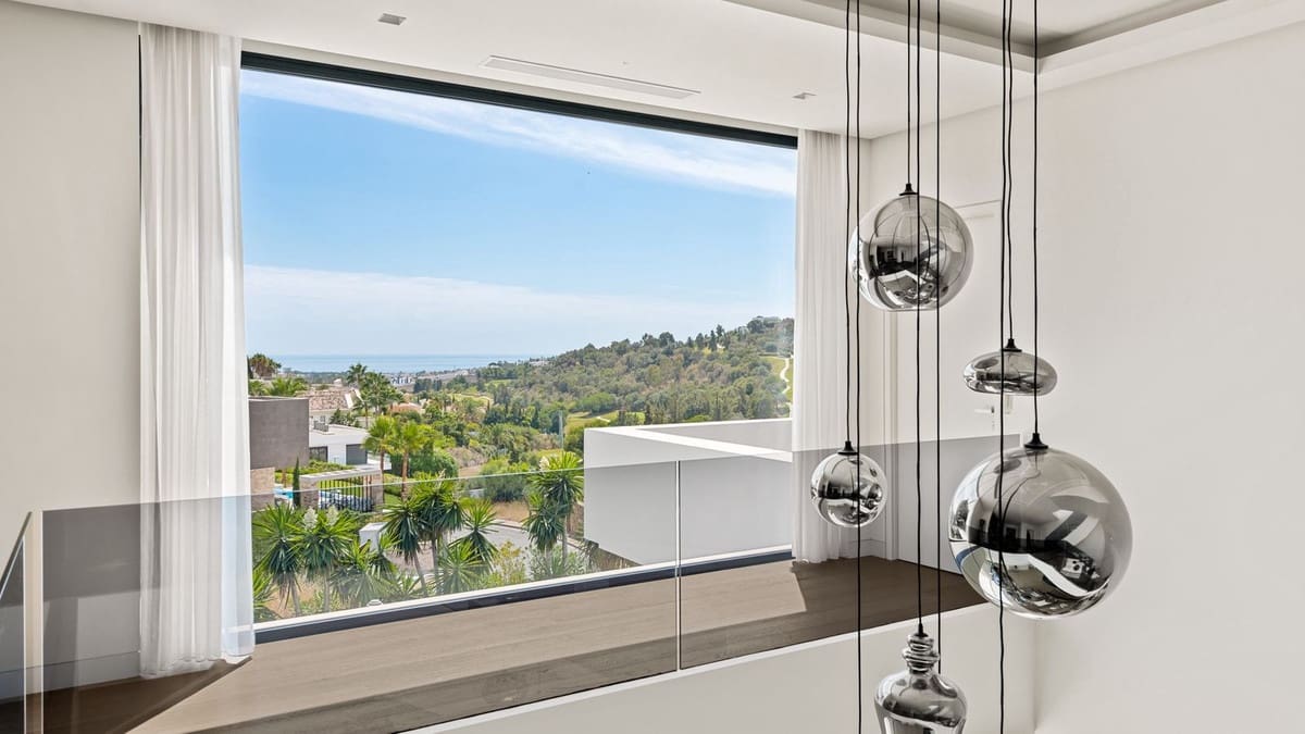7 bedroom Villa for sale in Benahavis with pool garage - € 4,500,000 (Ref: 6942208)