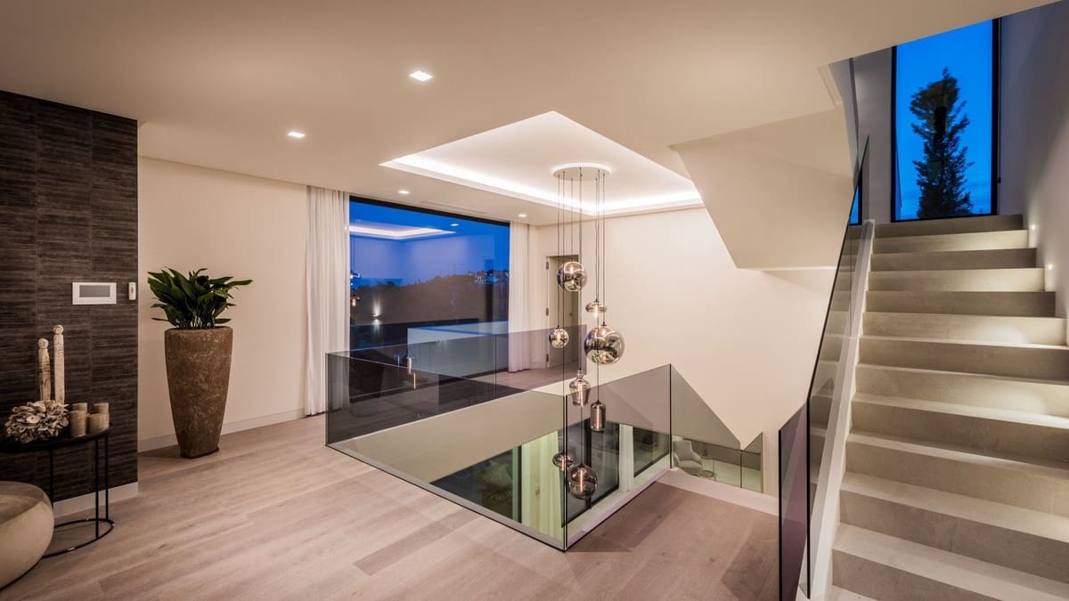 7 bedroom Villa for sale in Benahavis with pool garage - € 4,500,000 (Ref: 6942208)