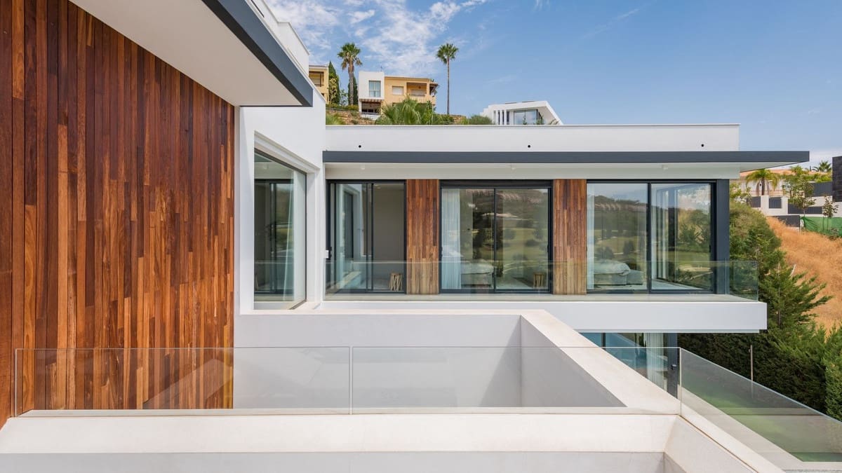 7 bedroom Villa for sale in Benahavis with pool garage - € 4,500,000 (Ref: 6942208)