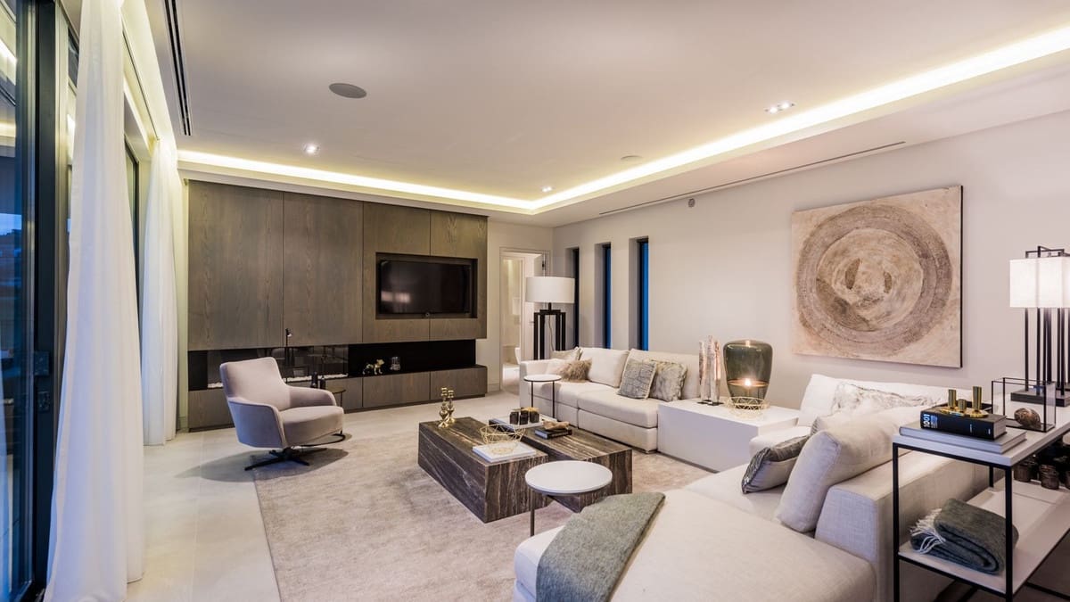 7 bedroom Villa for sale in Benahavis with pool garage - € 4,500,000 (Ref: 6942208)