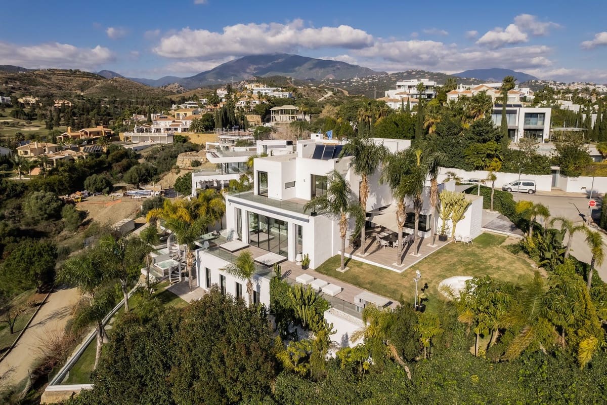 7 sypialnia Willa na sprzedaż w Benahavis z basenem garażem - 3 250 000 € (Ref: 6942209)