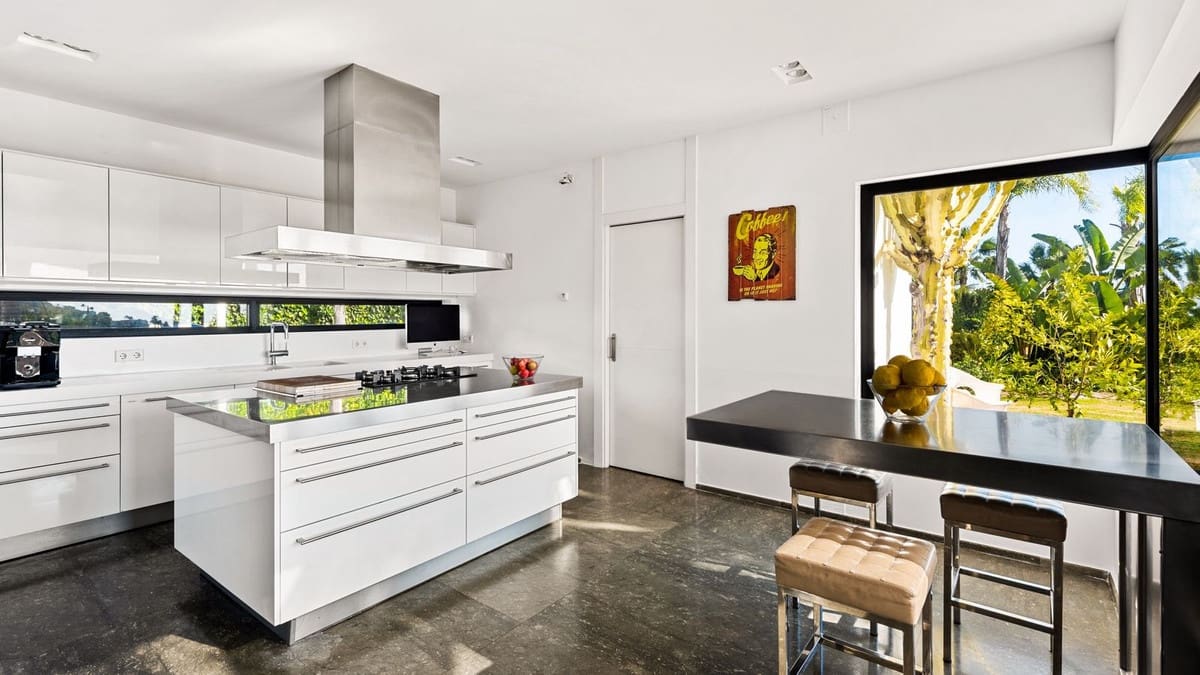 7 sypialnia Willa na sprzedaż w Benahavis z basenem garażem - 3 250 000 € (Ref: 6942209)