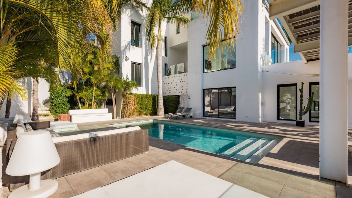 7 sypialnia Willa na sprzedaż w Benahavis z basenem garażem - 3 250 000 € (Ref: 6942209)