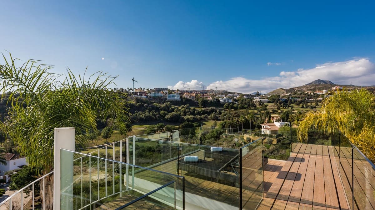 7 soverom Villa til salgs i Benahavis med svømmebasseng garasje - € 3 250 000 (Ref: 6942209)