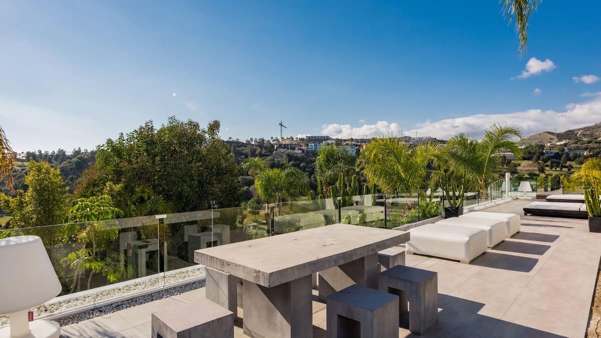 7 soverom Villa til salgs i Benahavis med svømmebasseng garasje - € 3 250 000 (Ref: 6942209)