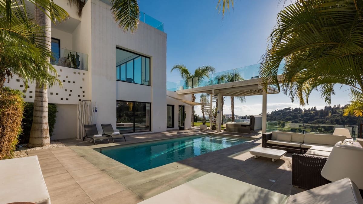 7 soverom Villa til salgs i Benahavis med svømmebasseng garasje - € 3 250 000 (Ref: 6942209)