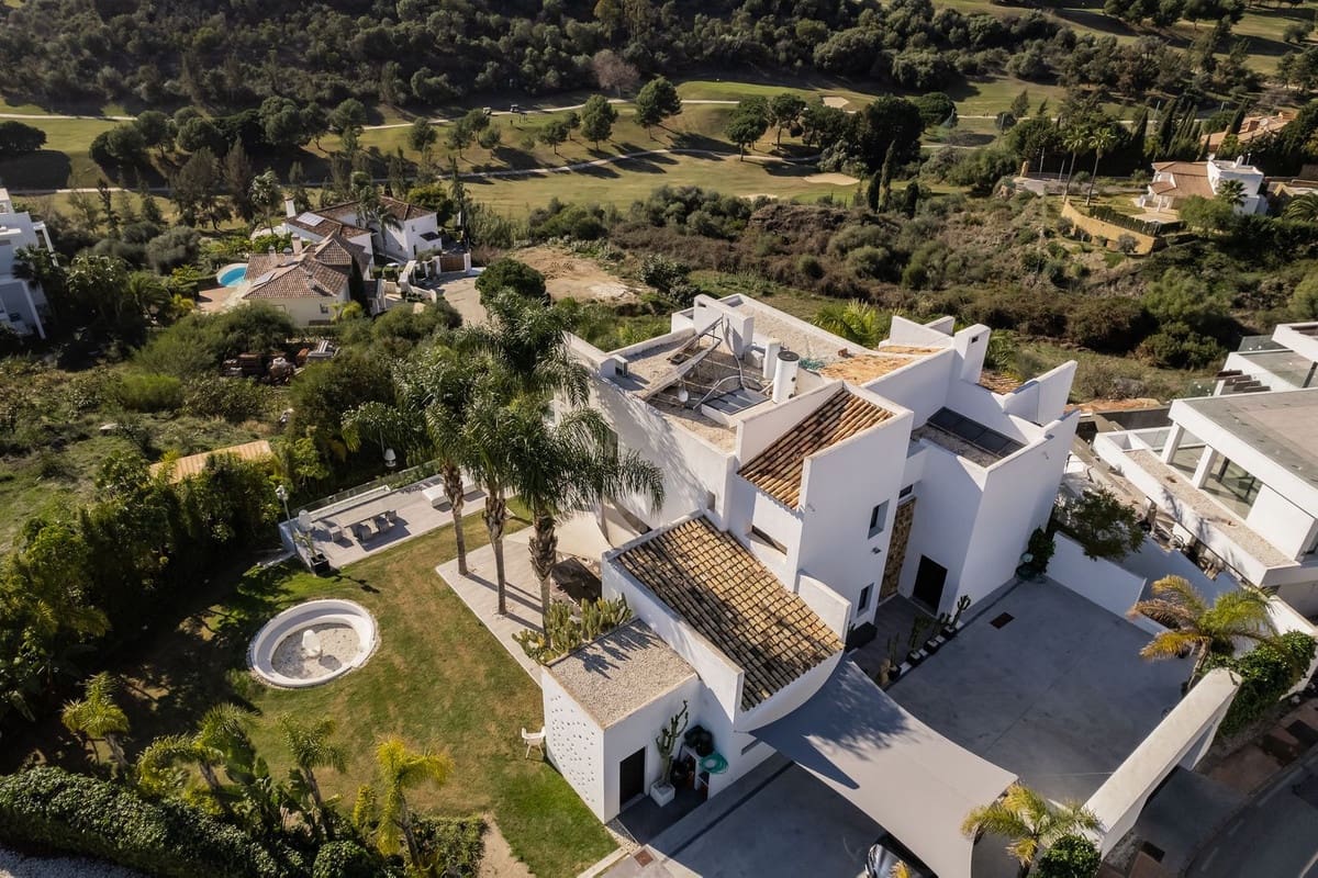 7 soverom Villa til salgs i Benahavis med svømmebasseng garasje - € 3 250 000 (Ref: 6942209)