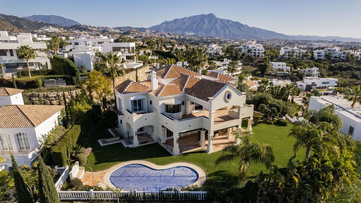 5 soveværelse Villa til salg i Benahavis med swimmingpool garage - € 3.495.000 (Ref: 6942210)