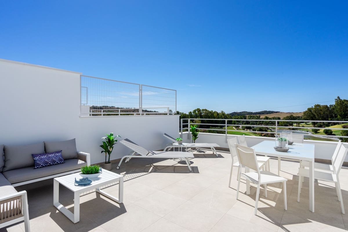 3 sypialnia Dom na sprzedaż w Estepona z basenem garażem - 385 000 € (Ref: 7074381)