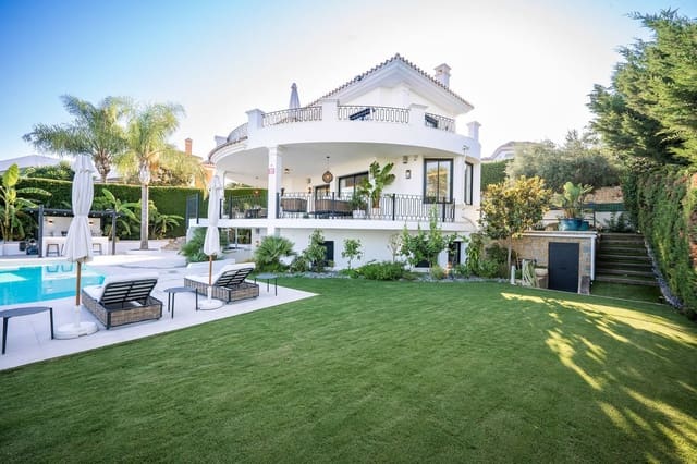 5 soverom Villa til salgs i Benahavís pueblo, Benahavís med svømmebasseng garasje - € 2 990 000 (Ref: 7074393)