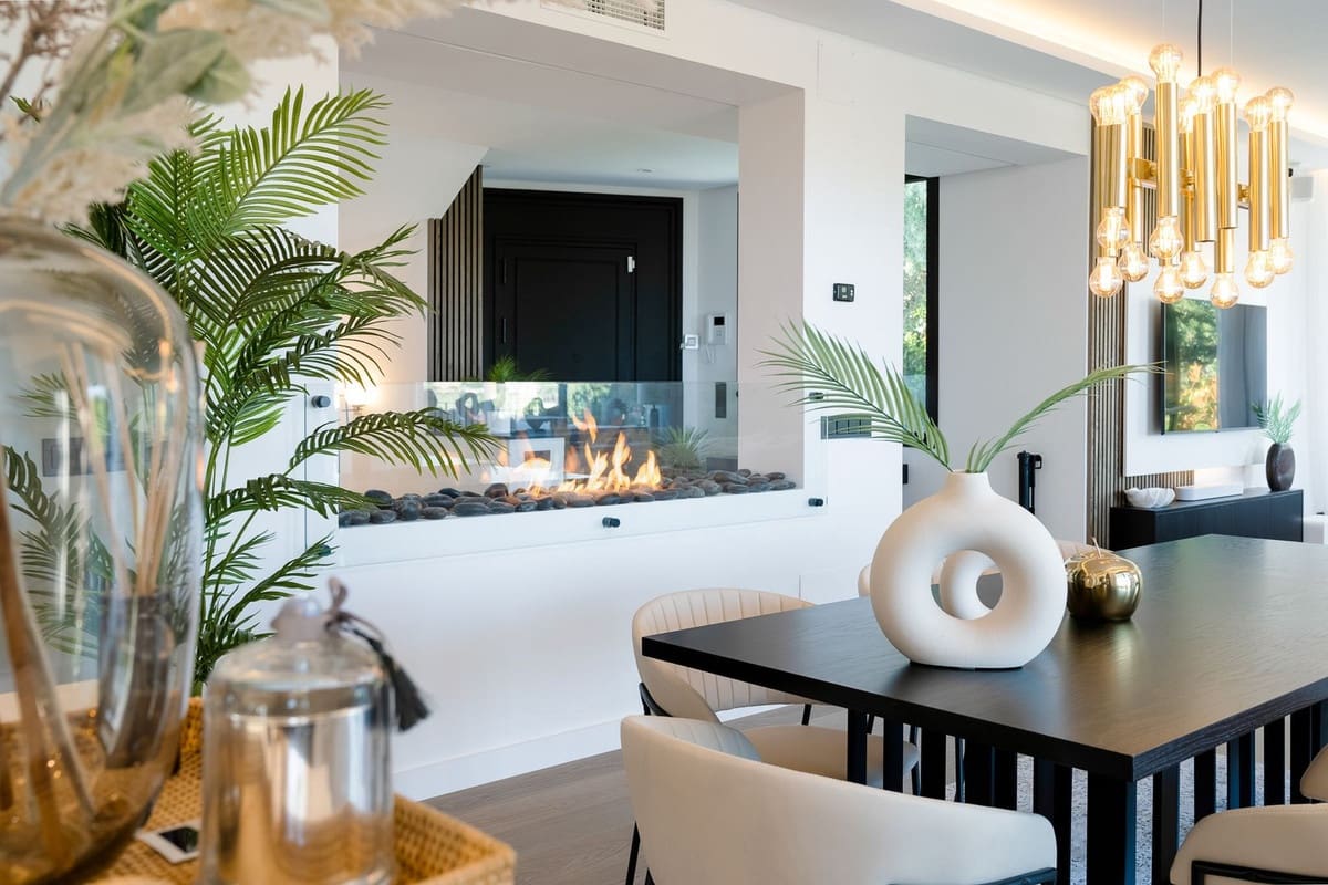 5 sypialnia Willa na sprzedaż w Benahavis z basenem garażem - 2 990 000 € (Ref: 7074393)