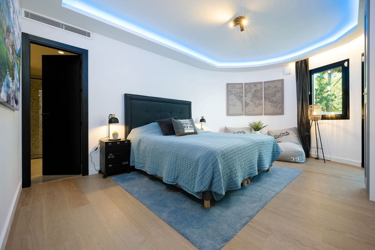 5 sypialnia Willa na sprzedaż w Benahavis z basenem garażem - 2 990 000 € (Ref: 7074393)