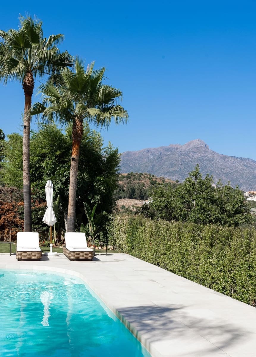 5 sypialnia Willa na sprzedaż w Benahavis z basenem garażem - 2 990 000 € (Ref: 7074393)