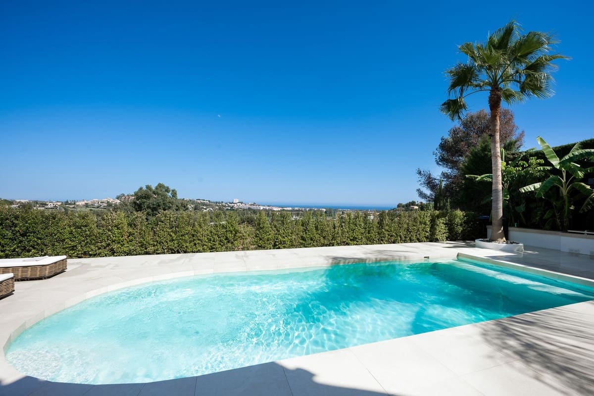 5 sypialnia Willa na sprzedaż w Benahavis z basenem garażem - 2 990 000 € (Ref: 7074393)