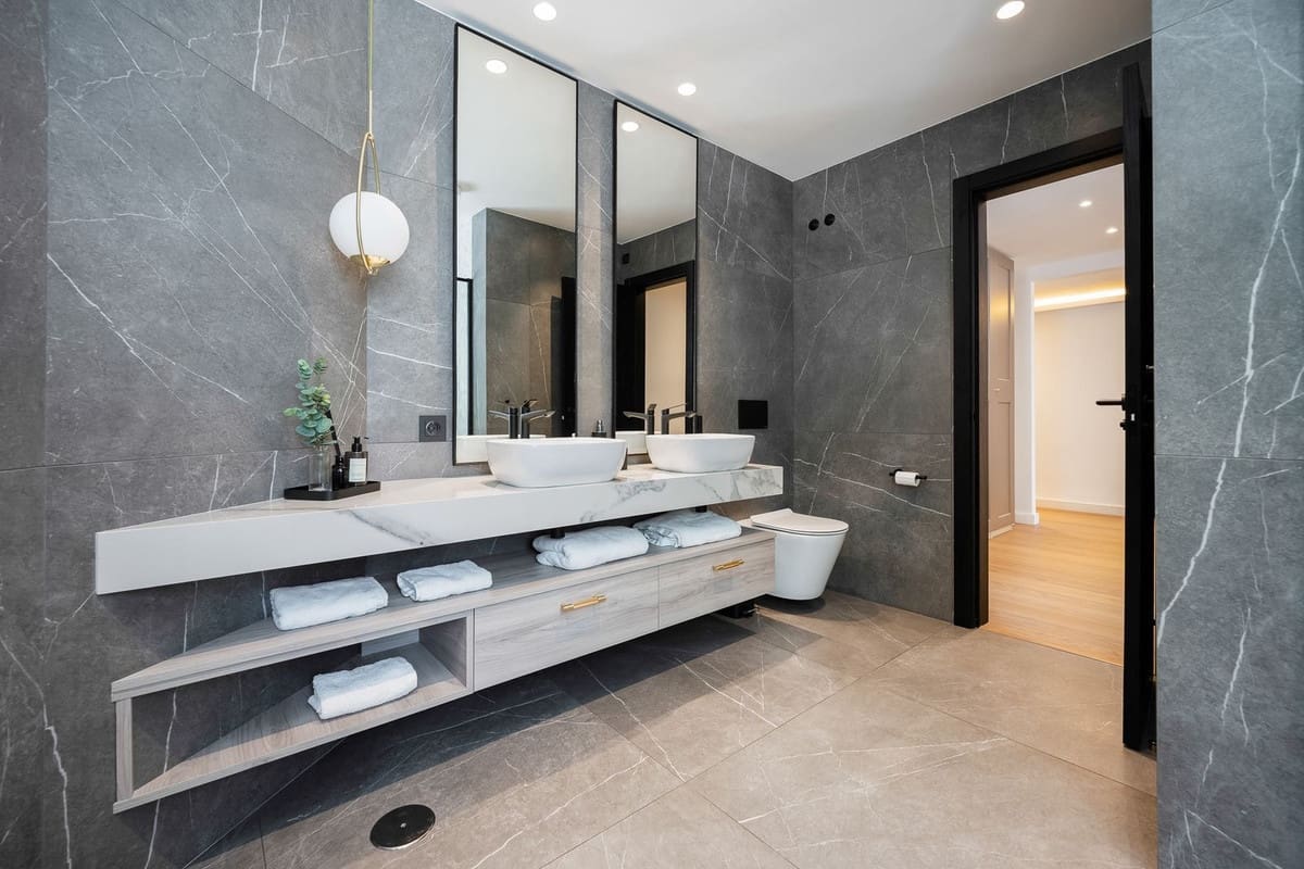 5 sypialnia Willa na sprzedaż w Benahavis z basenem garażem - 2 990 000 € (Ref: 7074393)