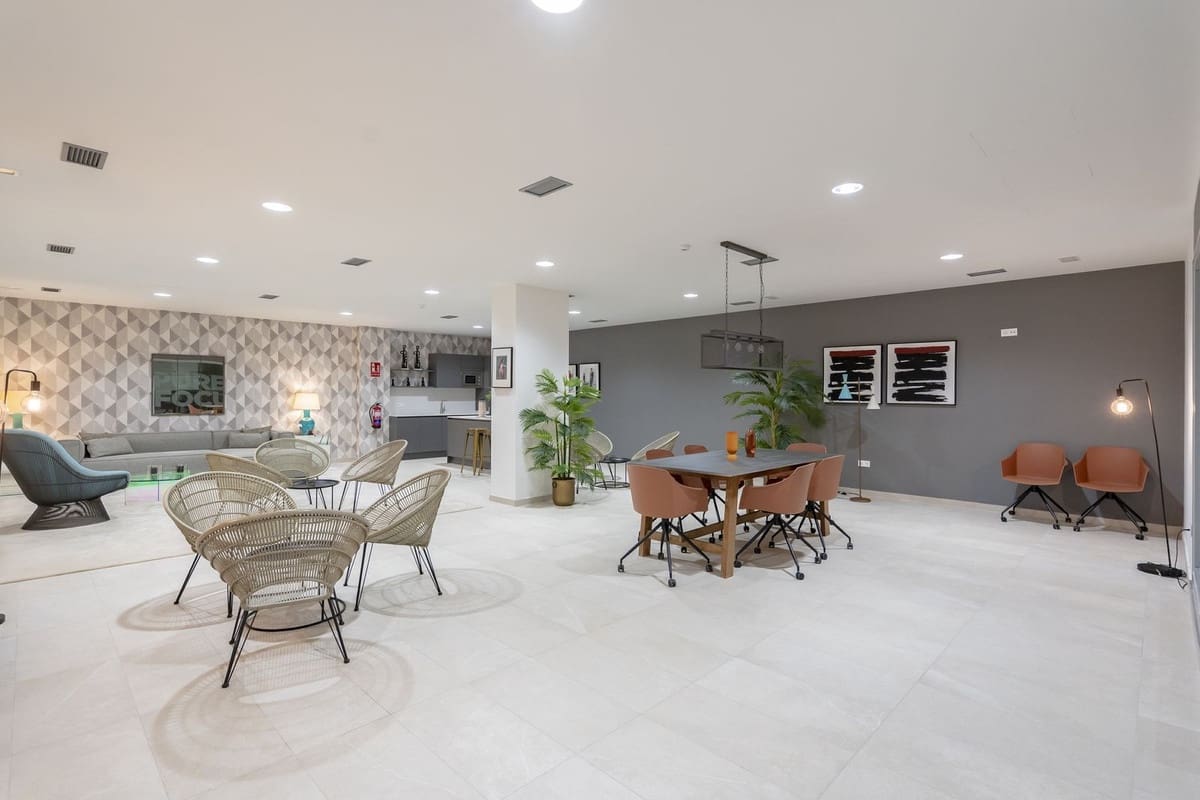 3 soverom Leilighet til salgs i New Golden Mile med svømmebasseng garasje - € 535 000 (Ref: 7143072)