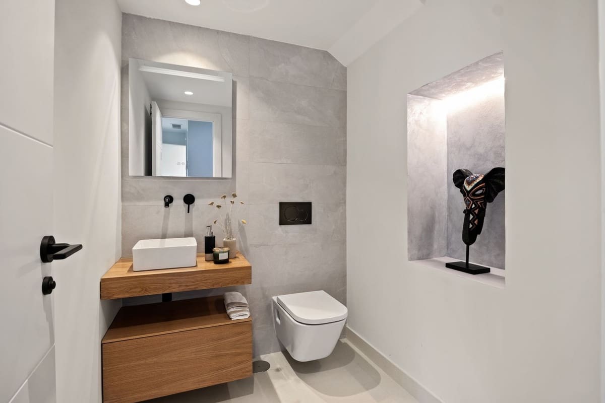 Apartamento de 3 habitaciones en Marbella en venta con piscina garaje - 2.300.000 € (Ref: 7143073)