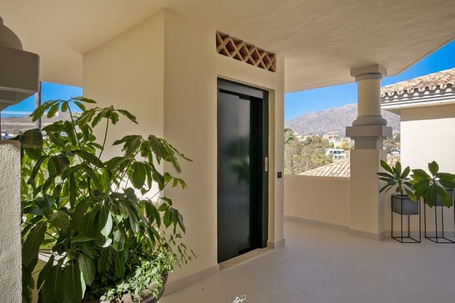 3 soveværelse Lejlighed til salg i Marbella med swimmingpool garage - € 2.300.000 (Ref: 7143073)