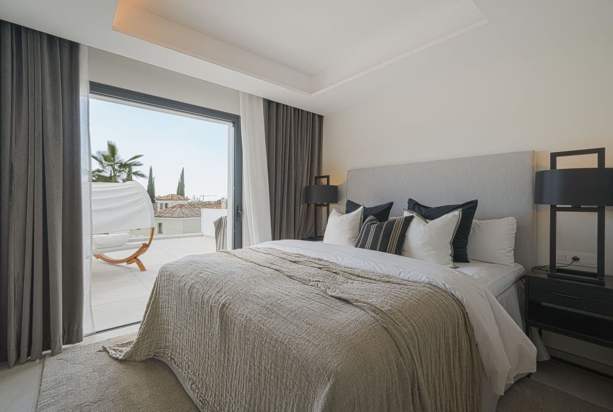 4 soveværelse Villa til salg i Marbella med swimmingpool garage - € 3.495.000 (Ref: 7314750)