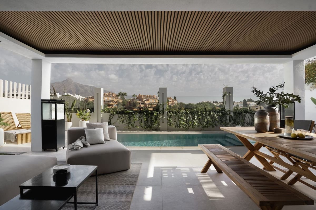 4 sypialnia Willa na sprzedaż w Marbella - 2 195 000 € (Ref: 7314751)