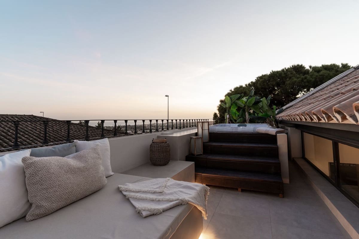 4 sypialnia Willa na sprzedaż w Marbella - 2 195 000 € (Ref: 7314751)