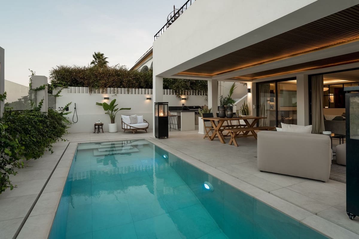 4 sypialnia Willa na sprzedaż w Marbella - 2 195 000 € (Ref: 7314751)