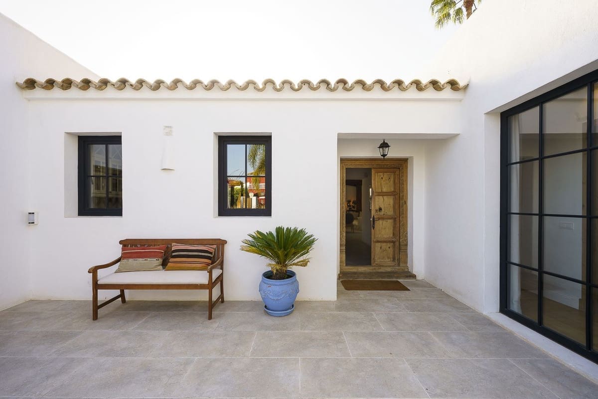 7 quarto Moradia para venda em Marbella com piscina garagem - 2 250 000 € (Ref: 7314753)