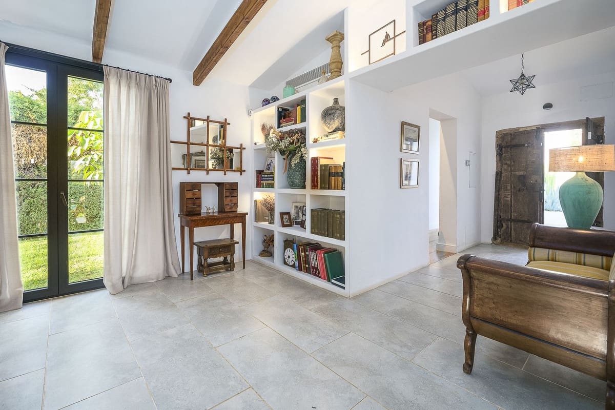 7 quarto Moradia para venda em Marbella com piscina garagem - 2 250 000 € (Ref: 7314753)