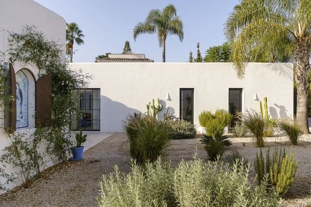 7 sypialnia Willa na sprzedaż w Guadalmina Alta, Marbella z basenem garażem - 2 250 000 € (Ref: 7314753)