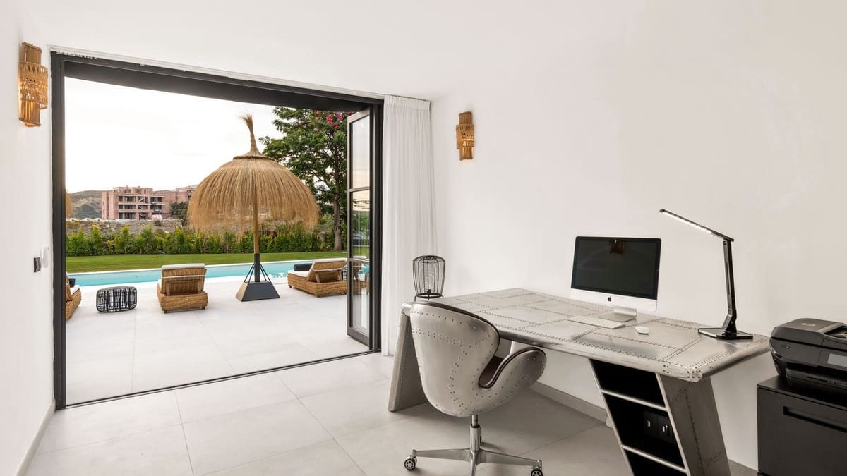 6 soveværelse Villa til salg i Benahavis med swimmingpool garage - € 2.995.000 (Ref: 7314759)